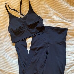 Aerie Offline workout set